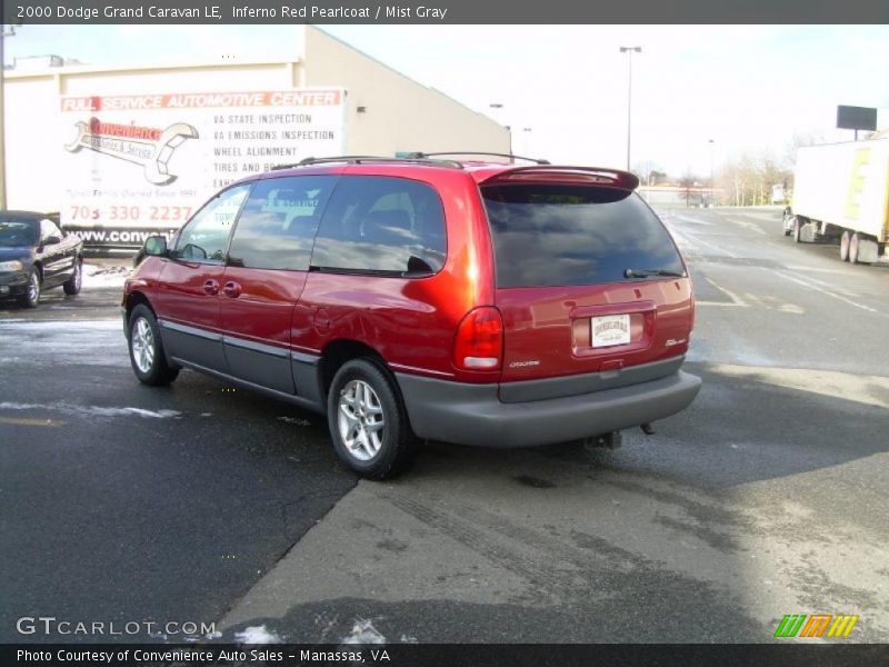 Inferno Red Pearlcoat / Mist Gray 2000 Dodge Grand Caravan LE