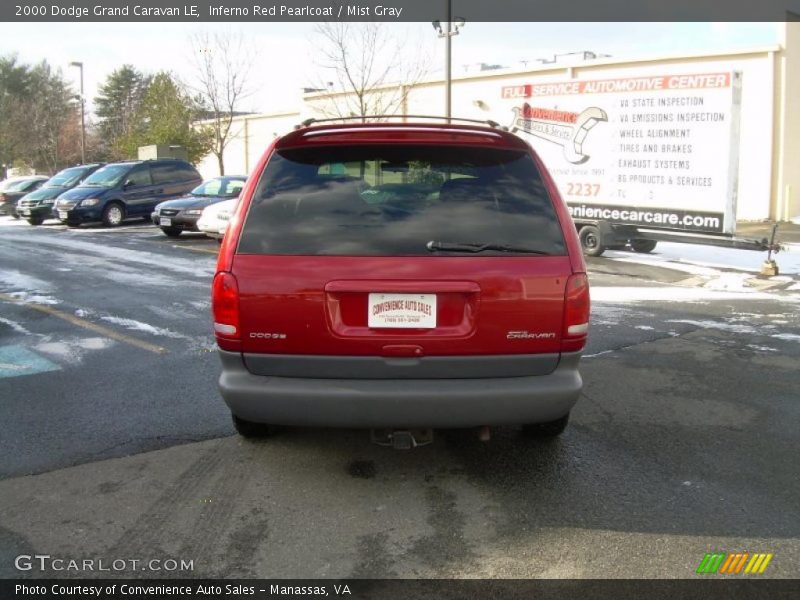 Inferno Red Pearlcoat / Mist Gray 2000 Dodge Grand Caravan LE