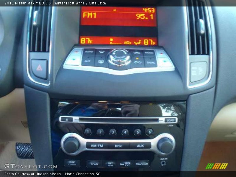Winter Frost White / Cafe Latte 2011 Nissan Maxima 3.5 S