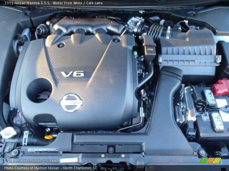 Winter Frost White / Cafe Latte 2011 Nissan Maxima 3.5 S