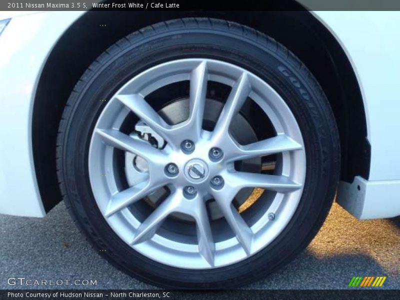 Winter Frost White / Cafe Latte 2011 Nissan Maxima 3.5 S