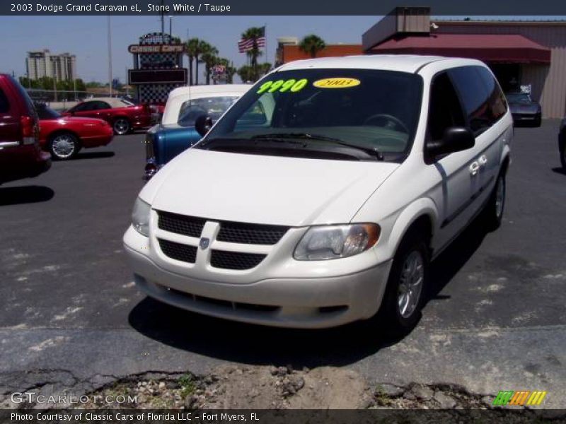 Stone White / Taupe 2003 Dodge Grand Caravan eL