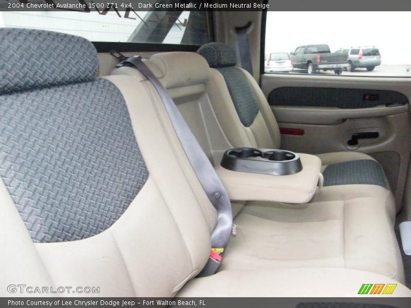 Dark Green Metallic / Medium Neutral Beige 2004 Chevrolet Avalanche 1500 Z71 4x4