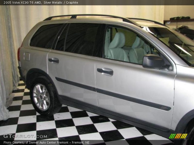 Silver Metallic / Graphite 2005 Volvo XC90 T6 AWD