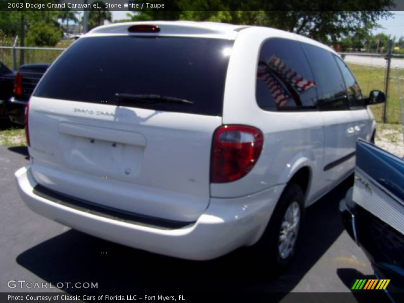 Stone White / Taupe 2003 Dodge Grand Caravan eL
