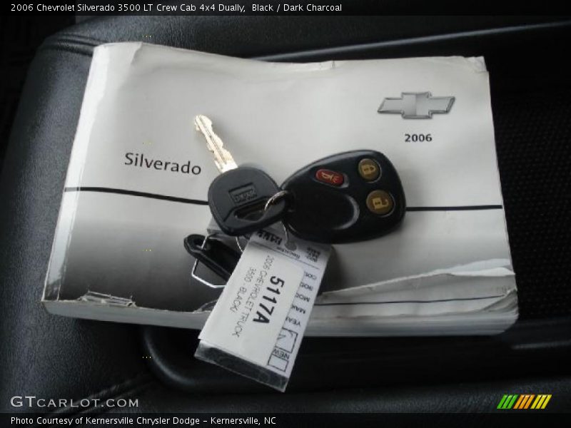 Black / Dark Charcoal 2006 Chevrolet Silverado 3500 LT Crew Cab 4x4 Dually