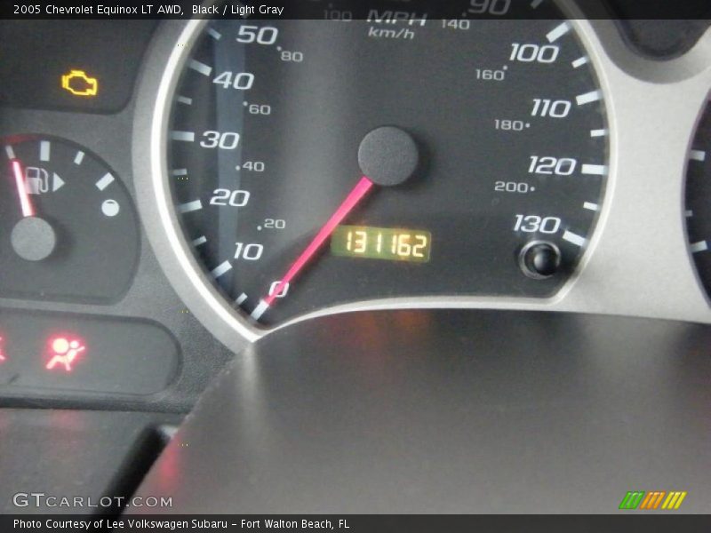 Black / Light Gray 2005 Chevrolet Equinox LT AWD