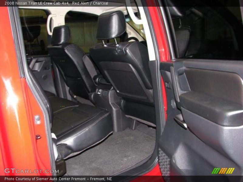 Red Alert / Charcoal 2008 Nissan Titan LE Crew Cab 4x4