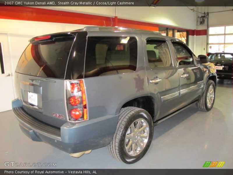 Stealth Gray Metallic / Cocoa/Light Cashmere 2007 GMC Yukon Denali AWD