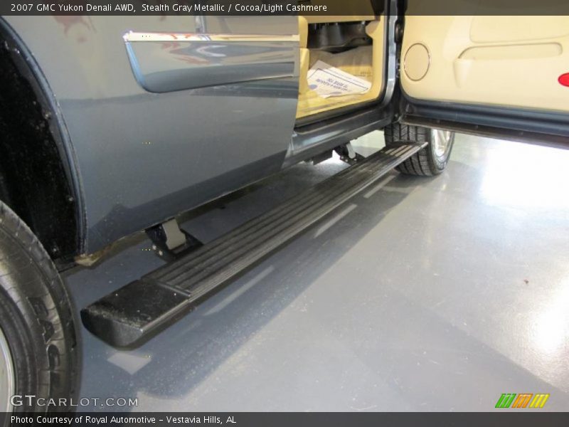 Stealth Gray Metallic / Cocoa/Light Cashmere 2007 GMC Yukon Denali AWD