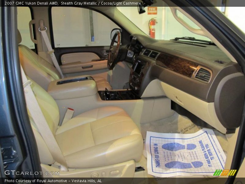 Stealth Gray Metallic / Cocoa/Light Cashmere 2007 GMC Yukon Denali AWD