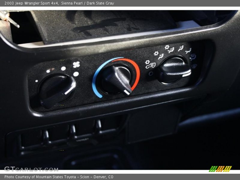Sienna Pearl / Dark Slate Gray 2003 Jeep Wrangler Sport 4x4