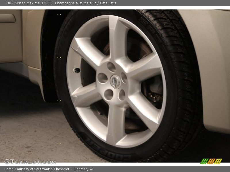 Champagne Mist Metallic / Cafe Latte 2004 Nissan Maxima 3.5 SE