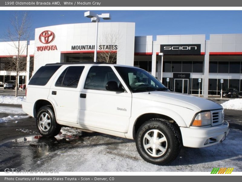 White / Medium Gray 1998 Oldsmobile Bravada AWD