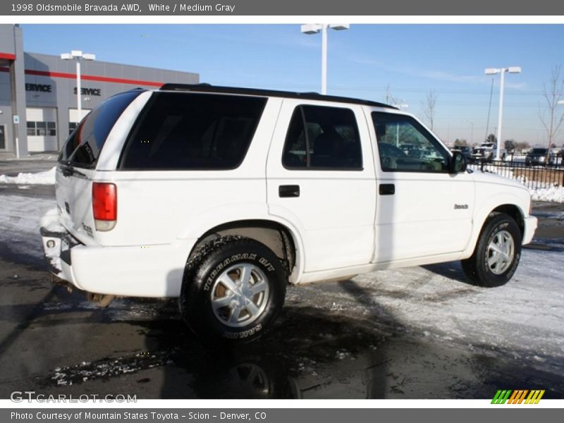 White / Medium Gray 1998 Oldsmobile Bravada AWD