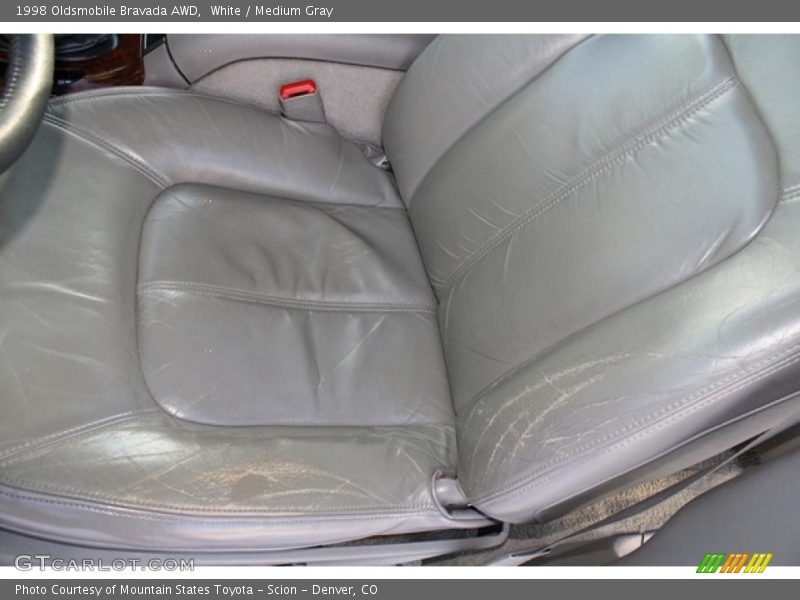 White / Medium Gray 1998 Oldsmobile Bravada AWD