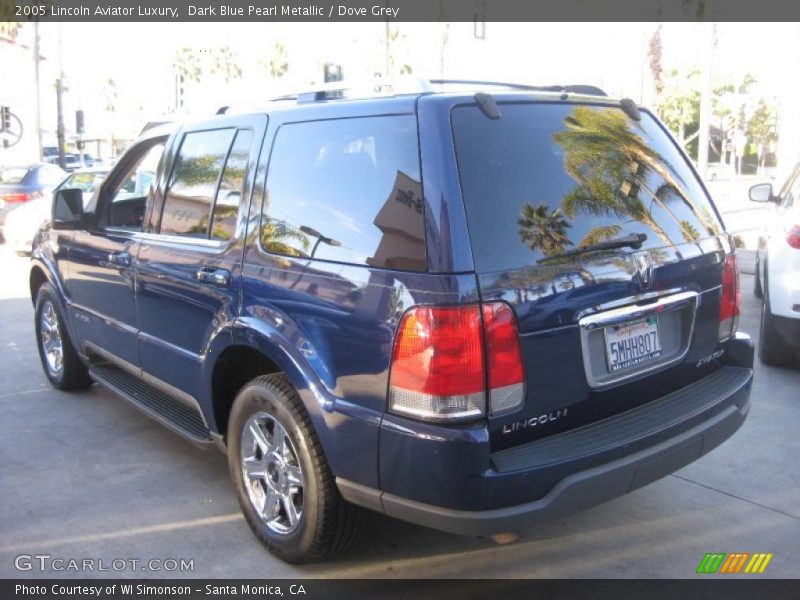 Dark Blue Pearl Metallic / Dove Grey 2005 Lincoln Aviator Luxury