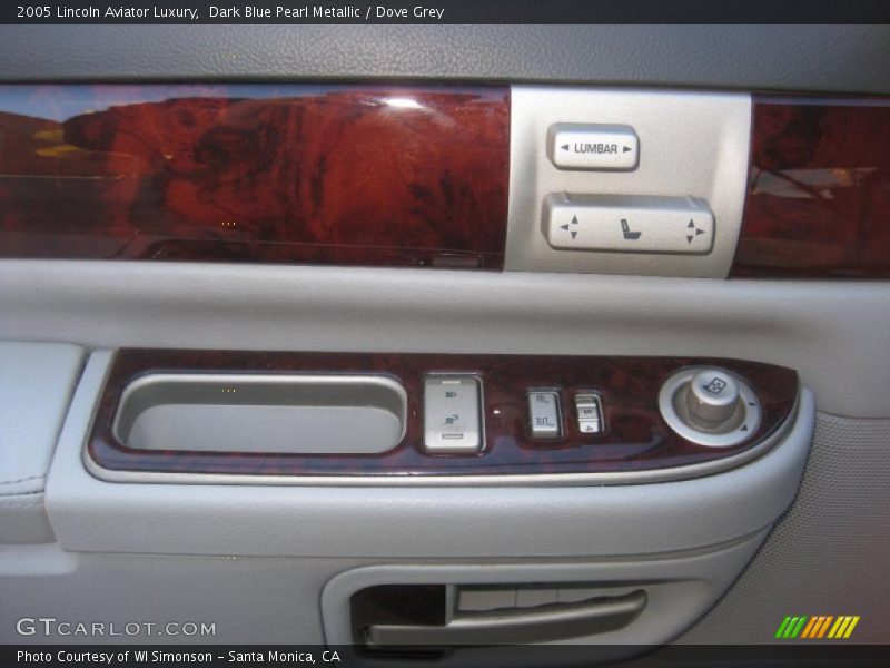 Dark Blue Pearl Metallic / Dove Grey 2005 Lincoln Aviator Luxury