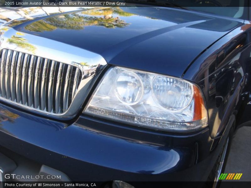 Dark Blue Pearl Metallic / Dove Grey 2005 Lincoln Aviator Luxury