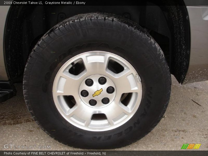  2009 Tahoe LS Wheel