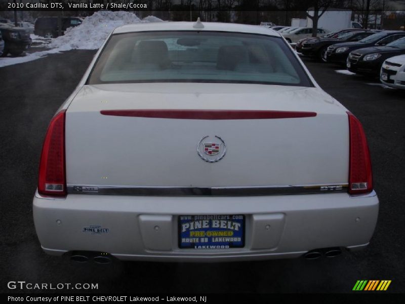 Vanilla Latte / Shale/Cocoa 2010 Cadillac DTS