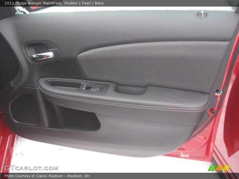 Redline 2 Pearl / Black 2011 Dodge Avenger Mainstreet