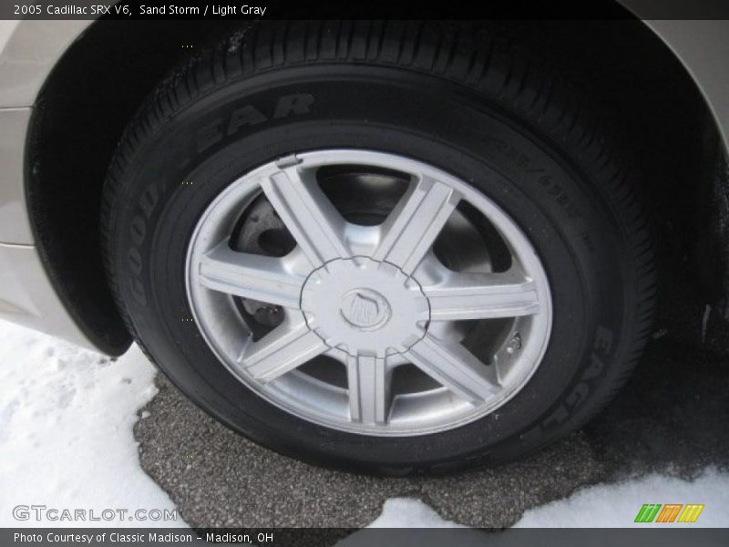 Sand Storm / Light Gray 2005 Cadillac SRX V6