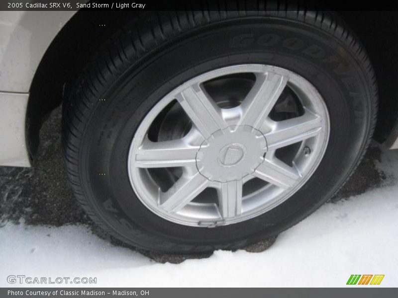 Sand Storm / Light Gray 2005 Cadillac SRX V6