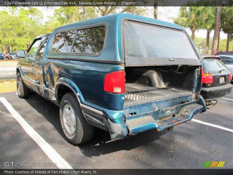 Fairway Green Metallic / Graphite 1997 Chevrolet S10 LS Extended Cab 4x4