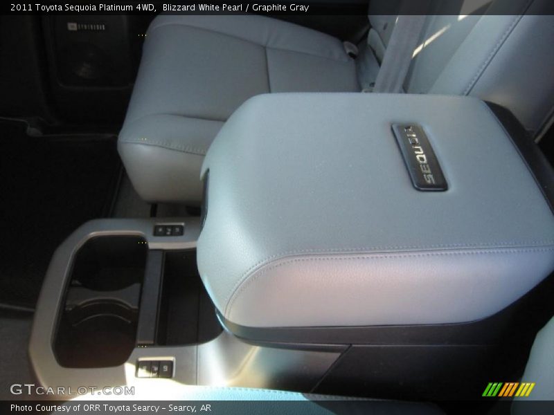 Blizzard White Pearl / Graphite Gray 2011 Toyota Sequoia Platinum 4WD