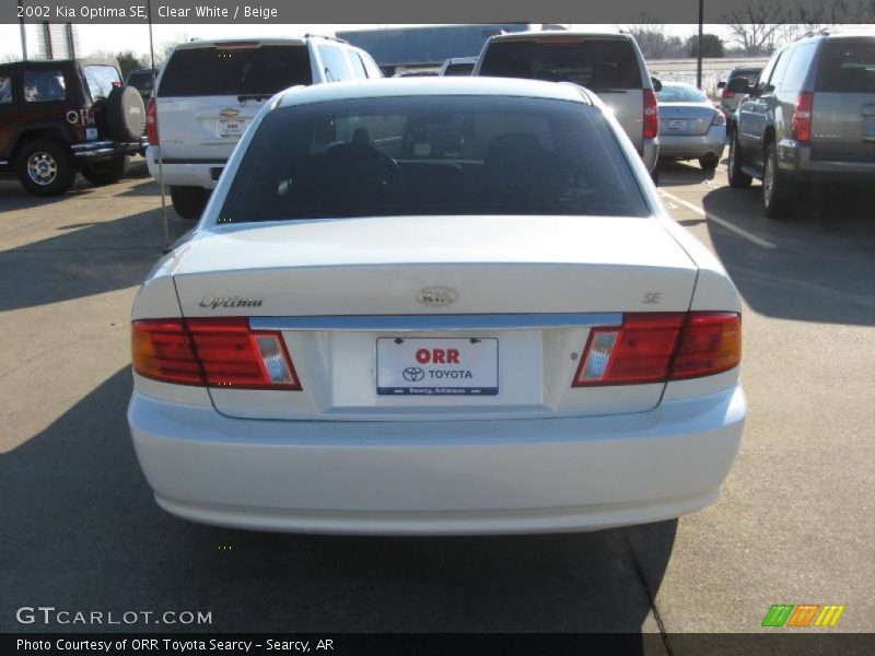 Clear White / Beige 2002 Kia Optima SE