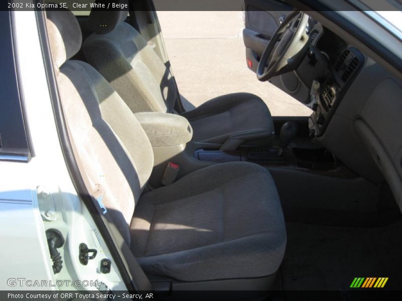 Clear White / Beige 2002 Kia Optima SE