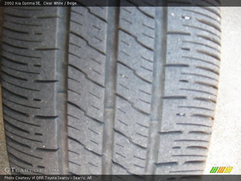 Clear White / Beige 2002 Kia Optima SE