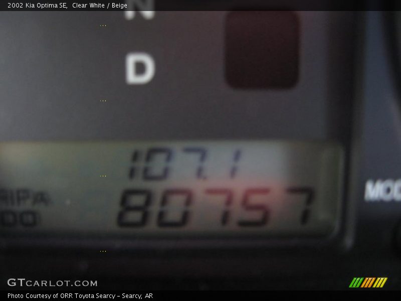 Clear White / Beige 2002 Kia Optima SE