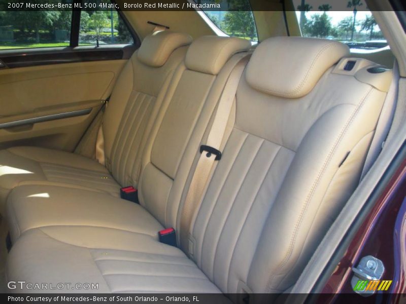  2007 ML 500 4Matic Macadamia Interior