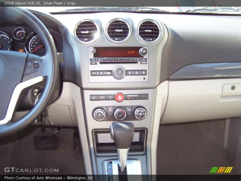 Silver Pearl / Gray 2008 Saturn VUE XE