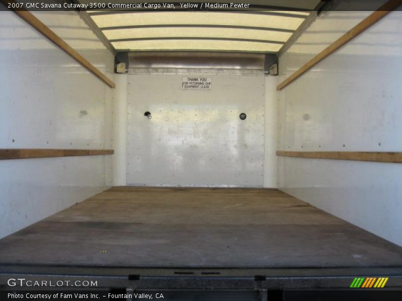 Yellow / Medium Pewter 2007 GMC Savana Cutaway 3500 Commercial Cargo Van