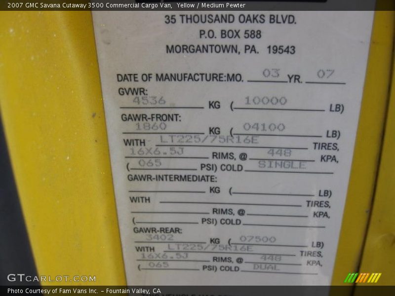 Yellow / Medium Pewter 2007 GMC Savana Cutaway 3500 Commercial Cargo Van