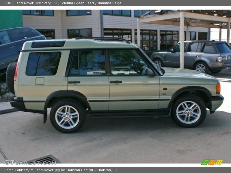 Vienna Green Pearl / Bahama Beige 2002 Land Rover Discovery II SE