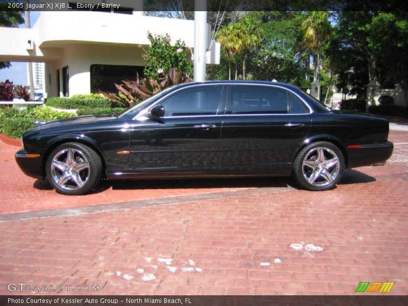 Ebony / Barley 2005 Jaguar XJ XJ8 L