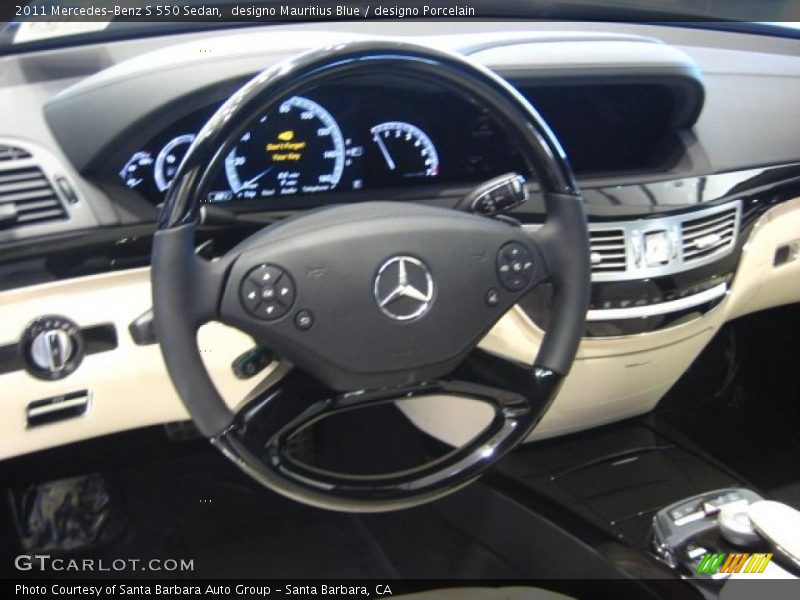 designo Mauritius Blue / designo Porcelain 2011 Mercedes-Benz S 550 Sedan