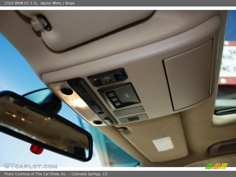 Alpine White / Beige 2003 BMW X5 3.0i
