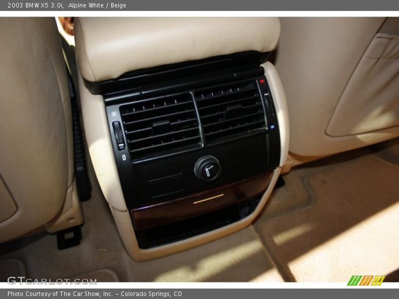 Alpine White / Beige 2003 BMW X5 3.0i