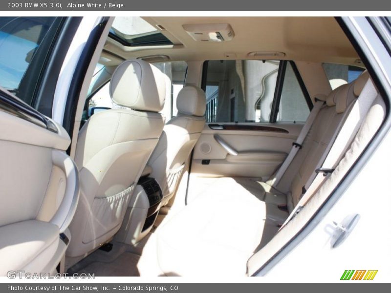 Alpine White / Beige 2003 BMW X5 3.0i