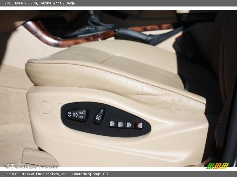 Alpine White / Beige 2003 BMW X5 3.0i