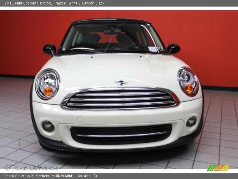 Pepper White / Carbon Black 2011 Mini Cooper Hardtop