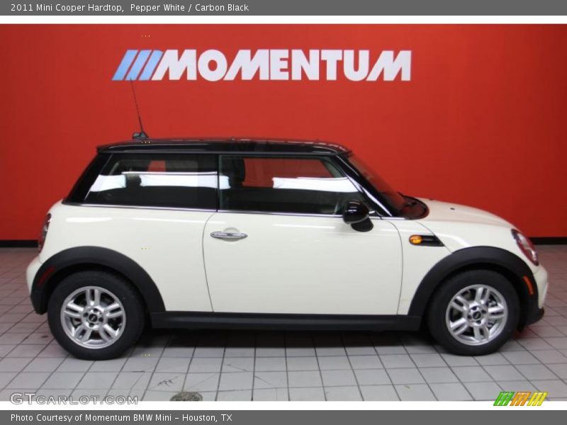 Pepper White / Carbon Black 2011 Mini Cooper Hardtop