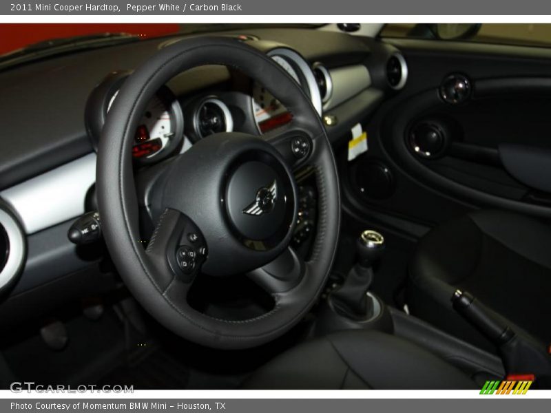 Pepper White / Carbon Black 2011 Mini Cooper Hardtop