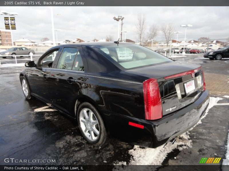 Black Raven / Light Gray 2005 Cadillac STS V6