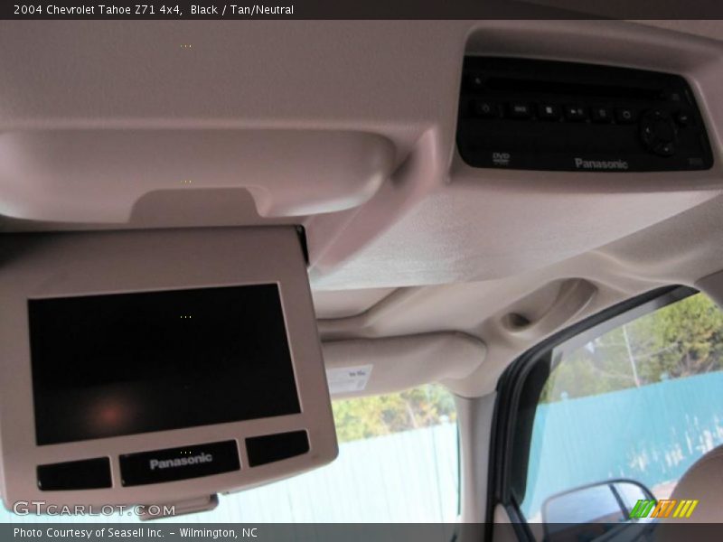 Black / Tan/Neutral 2004 Chevrolet Tahoe Z71 4x4